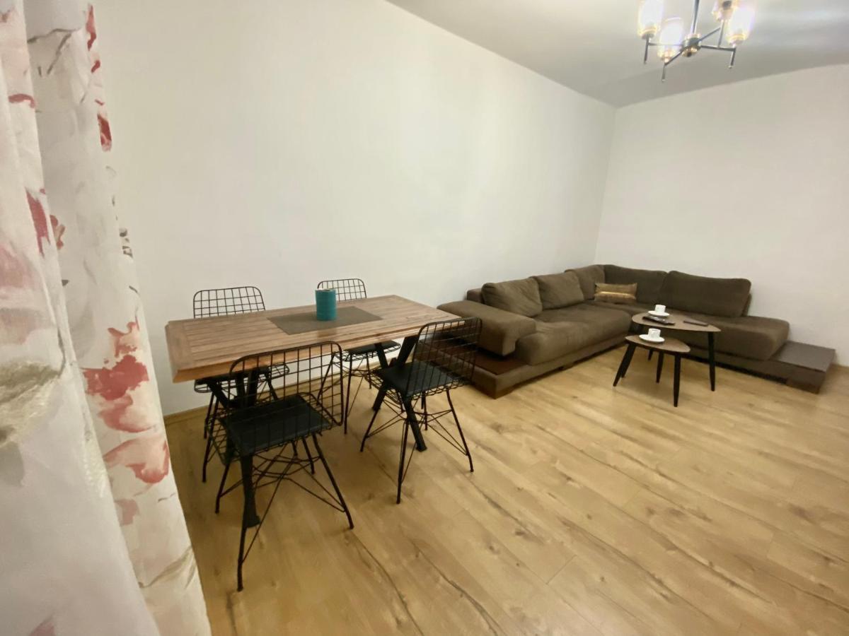 Apartament Apartman Zoja Podgorica Zewnętrze zdjęcie